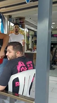 Kültür Erkek Kuaförü Yerel İşletme fotoğrafı 4